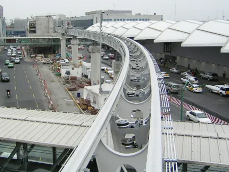 萬福樂國際-機場航站接駁車與自動APM輕軌供電工程實績